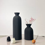 Gegolfde Decoratieve Vaas