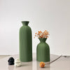 Gegolfde Decoratieve Vaas