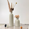 Gegolfde Decoratieve Vaas
